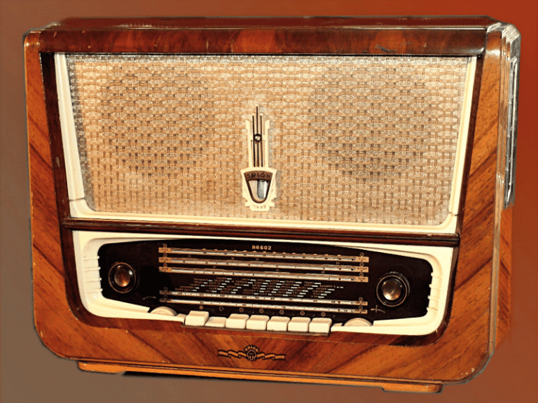 Retro radio with classic design for nostalgic music listening experiences.