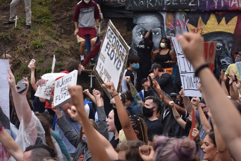 Protest at Graffiti Bridge for Justice and Equality Crowd protesting at Graffiti Bridge supporting justice for Floyd.