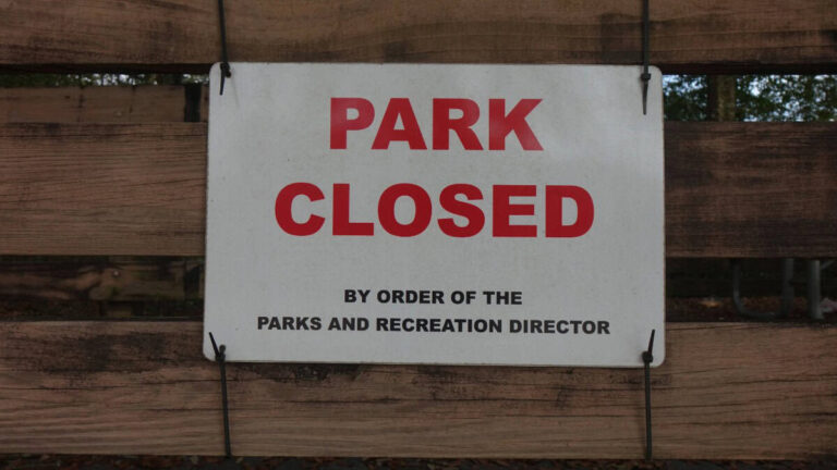 Park Closed Sign for Pensacola community restoration efforts.