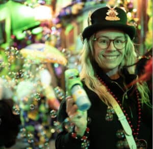 Decorative image of a Mardi Gras parade.